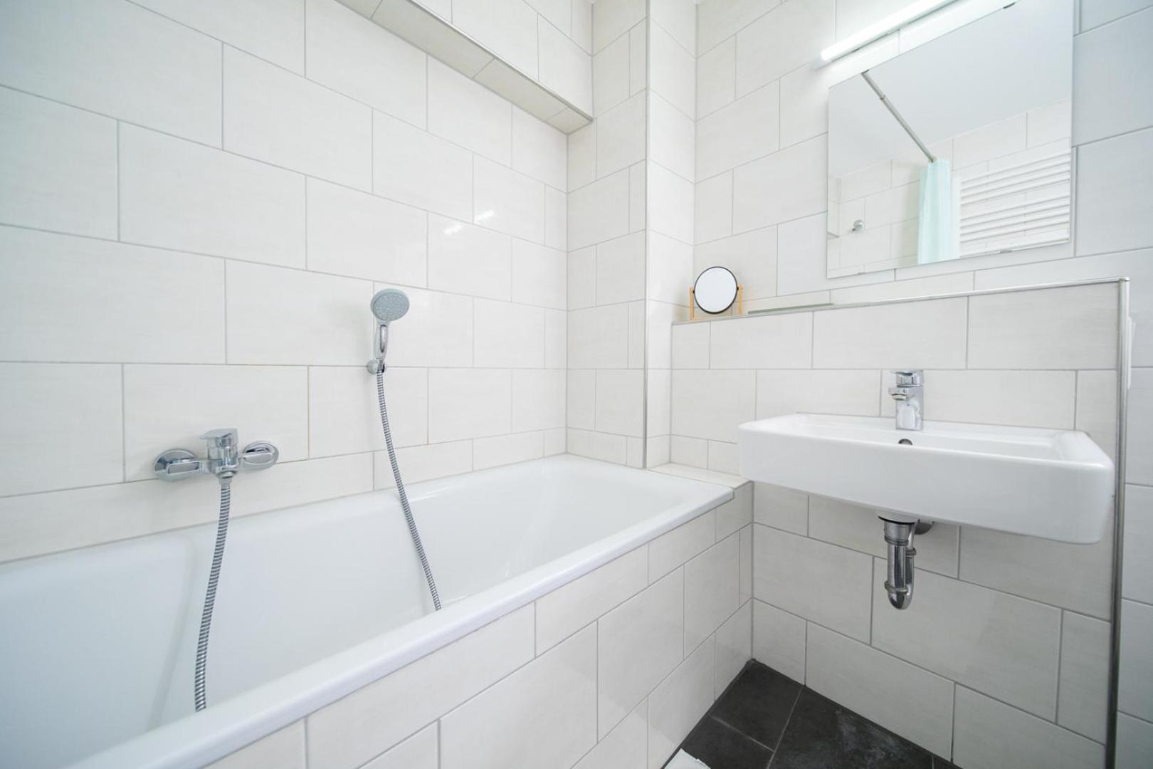 Favorite Stays -Suite And More - Altstadt Düsseldorf Buitenkant foto