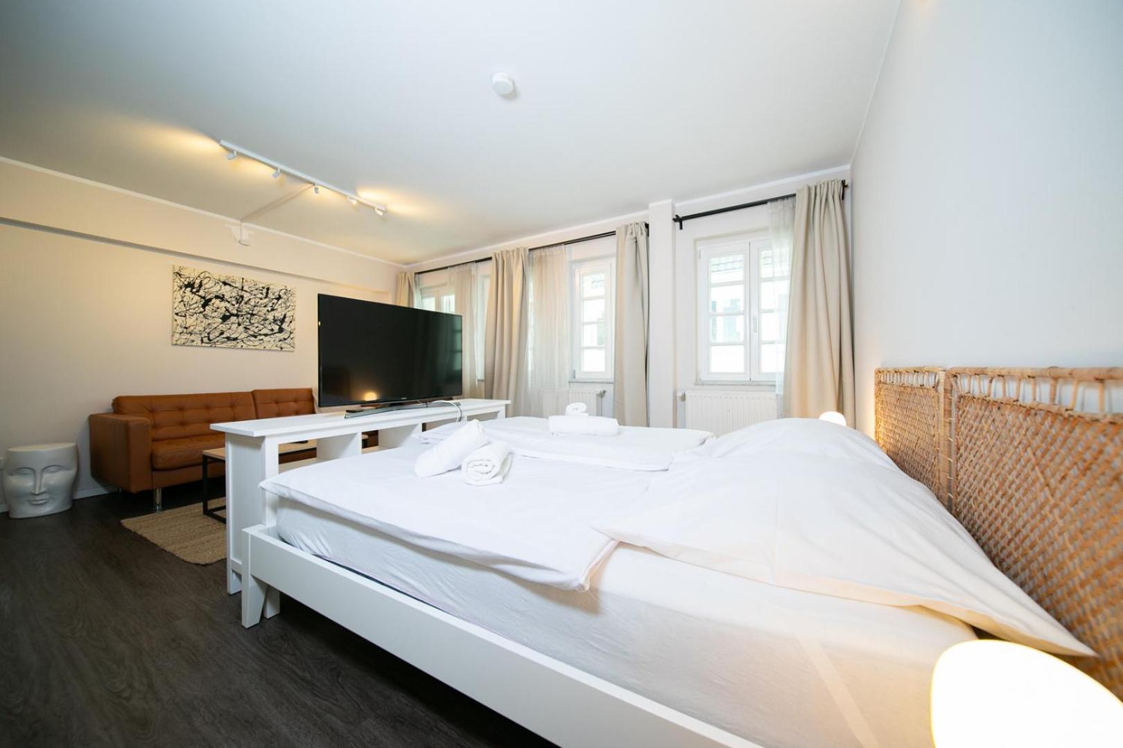 Favorite Stays -Suite And More - Altstadt Düsseldorf Buitenkant foto