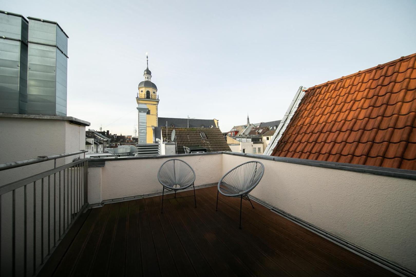 Favorite Stays -Suite And More - Altstadt Düsseldorf Buitenkant foto